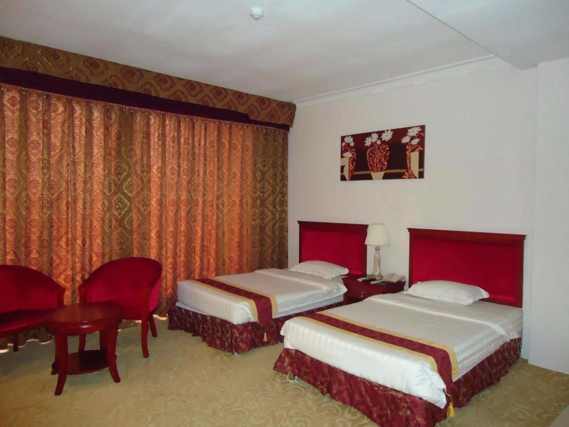 Tilko City Hotel Jaffna Eksteriør billede