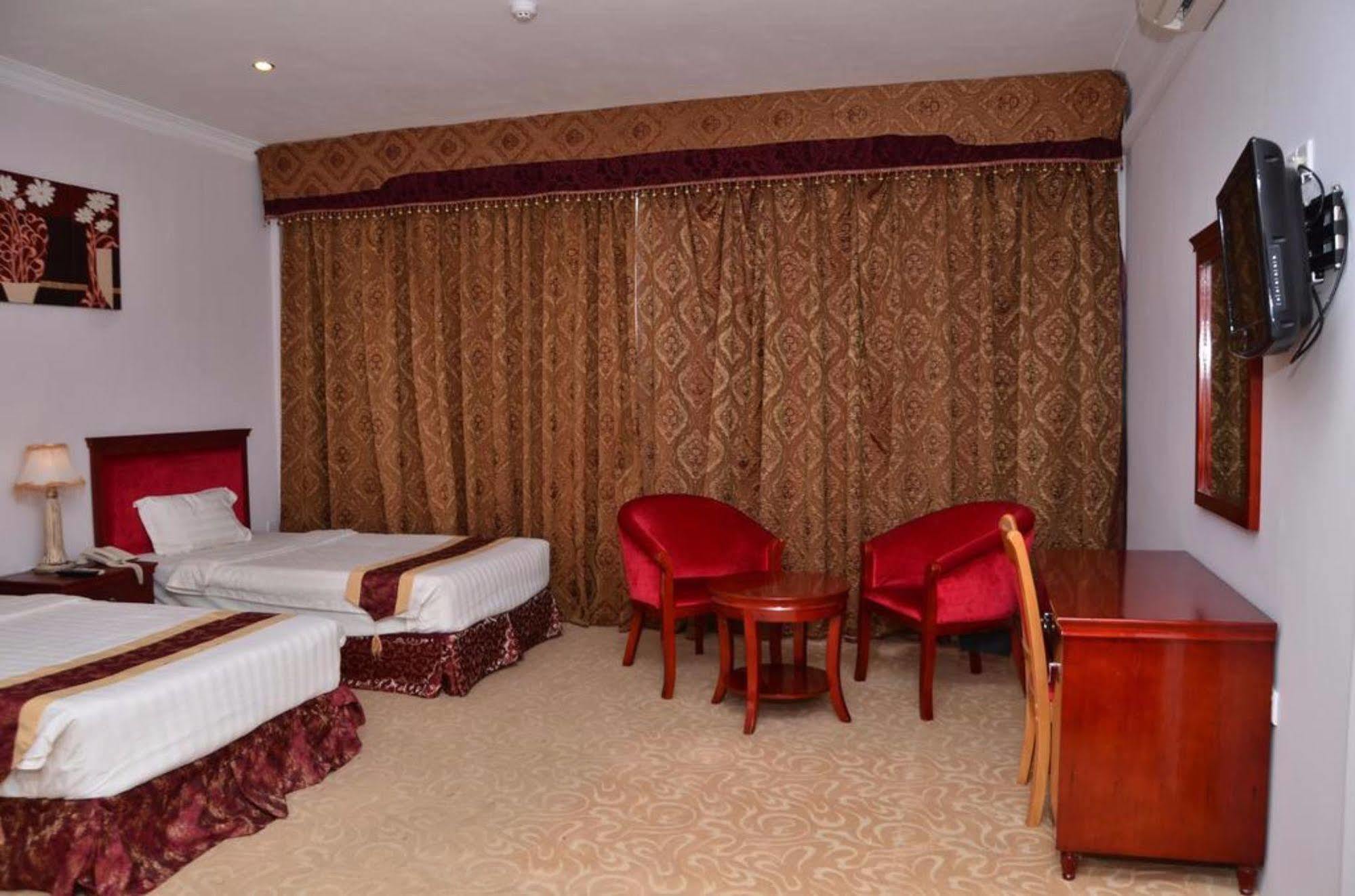 Tilko City Hotel Jaffna Eksteriør billede